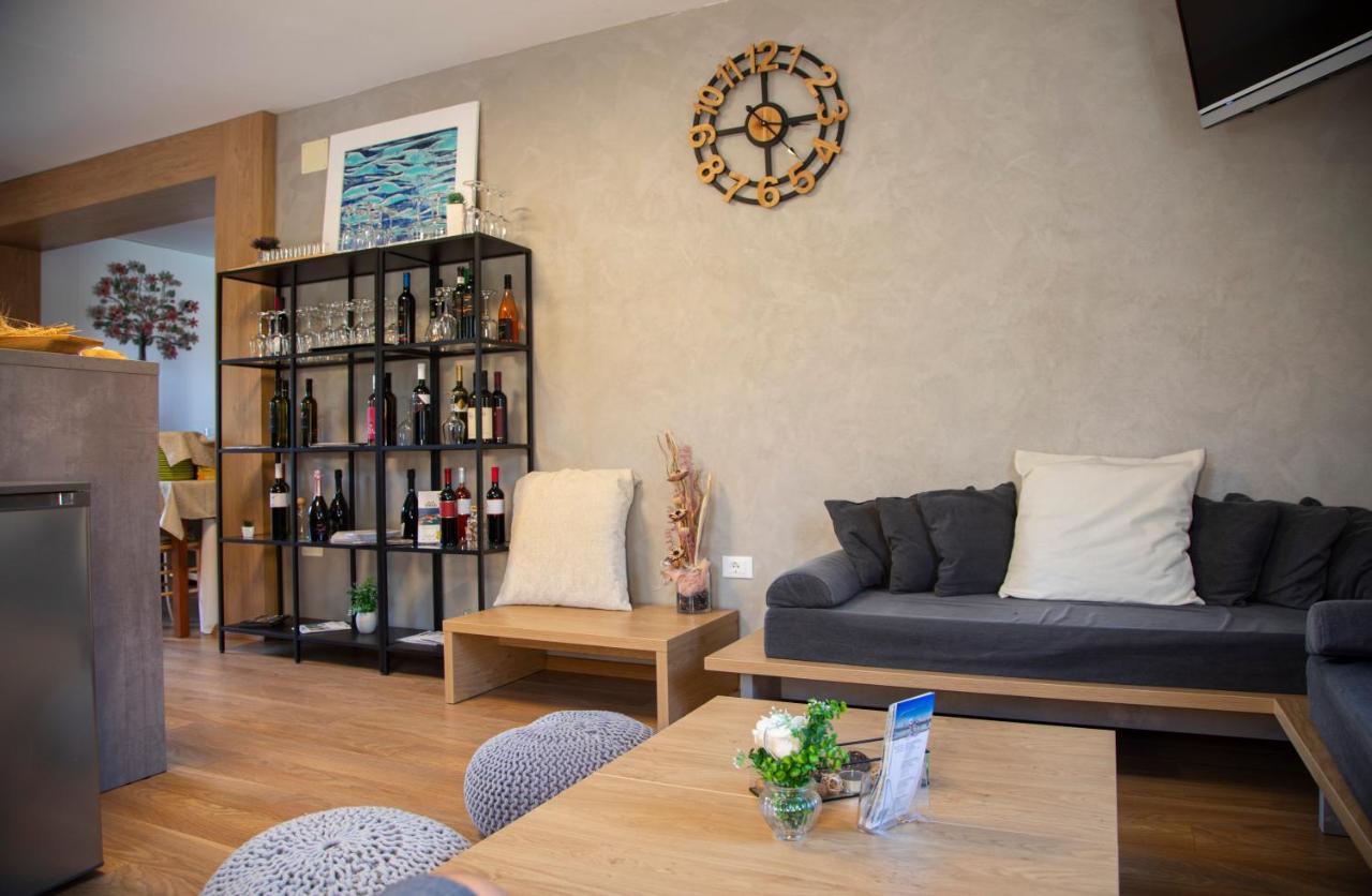 Hotel Natura Vilanija Kültér fotó