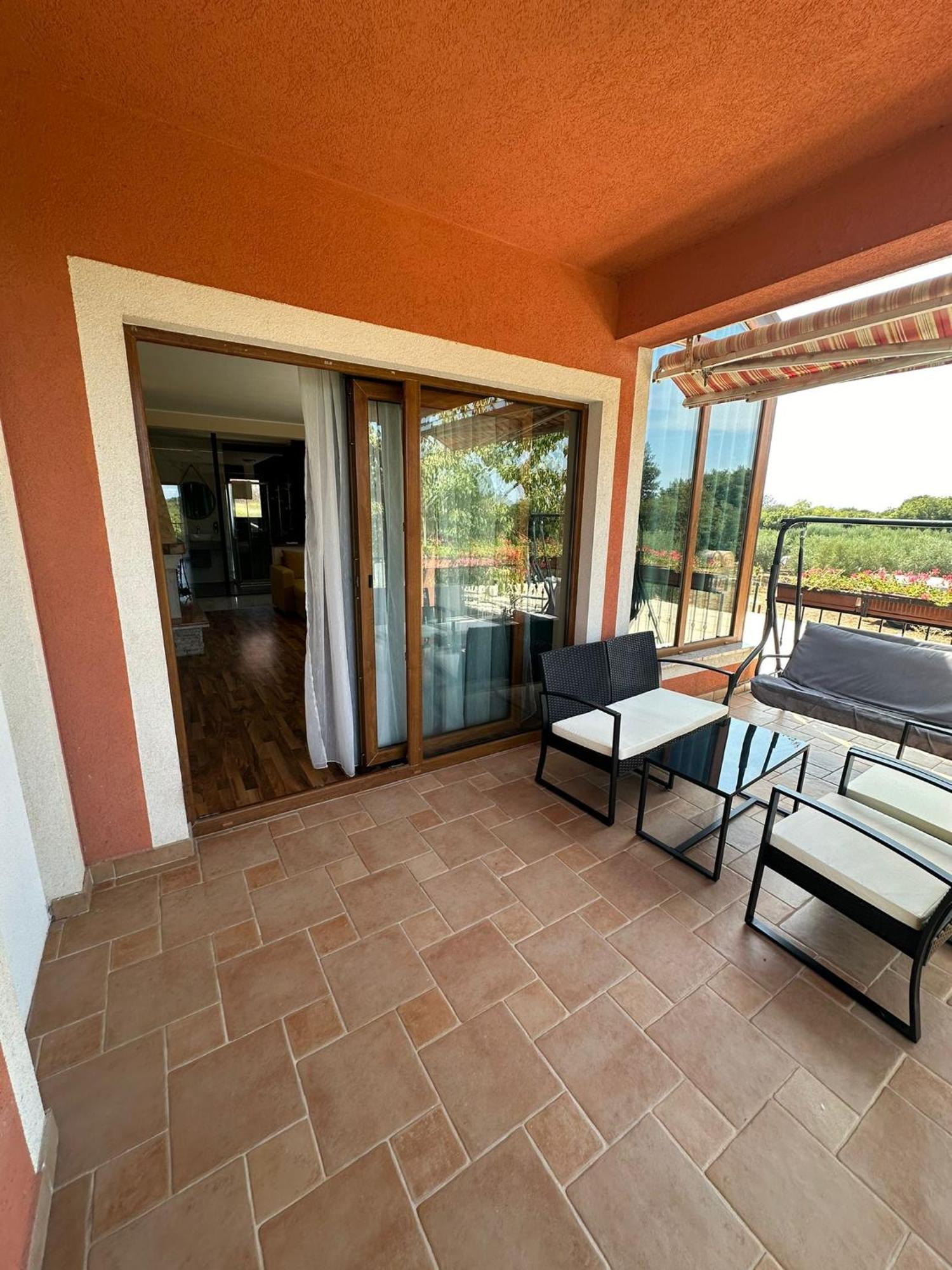 Hotel Natura Vilanija Kültér fotó