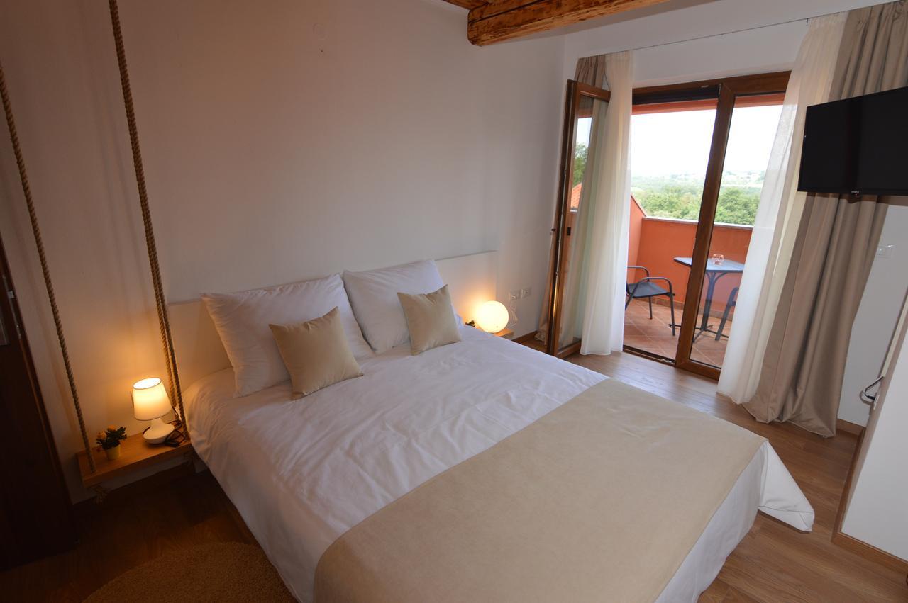 Hotel Natura Vilanija Kültér fotó