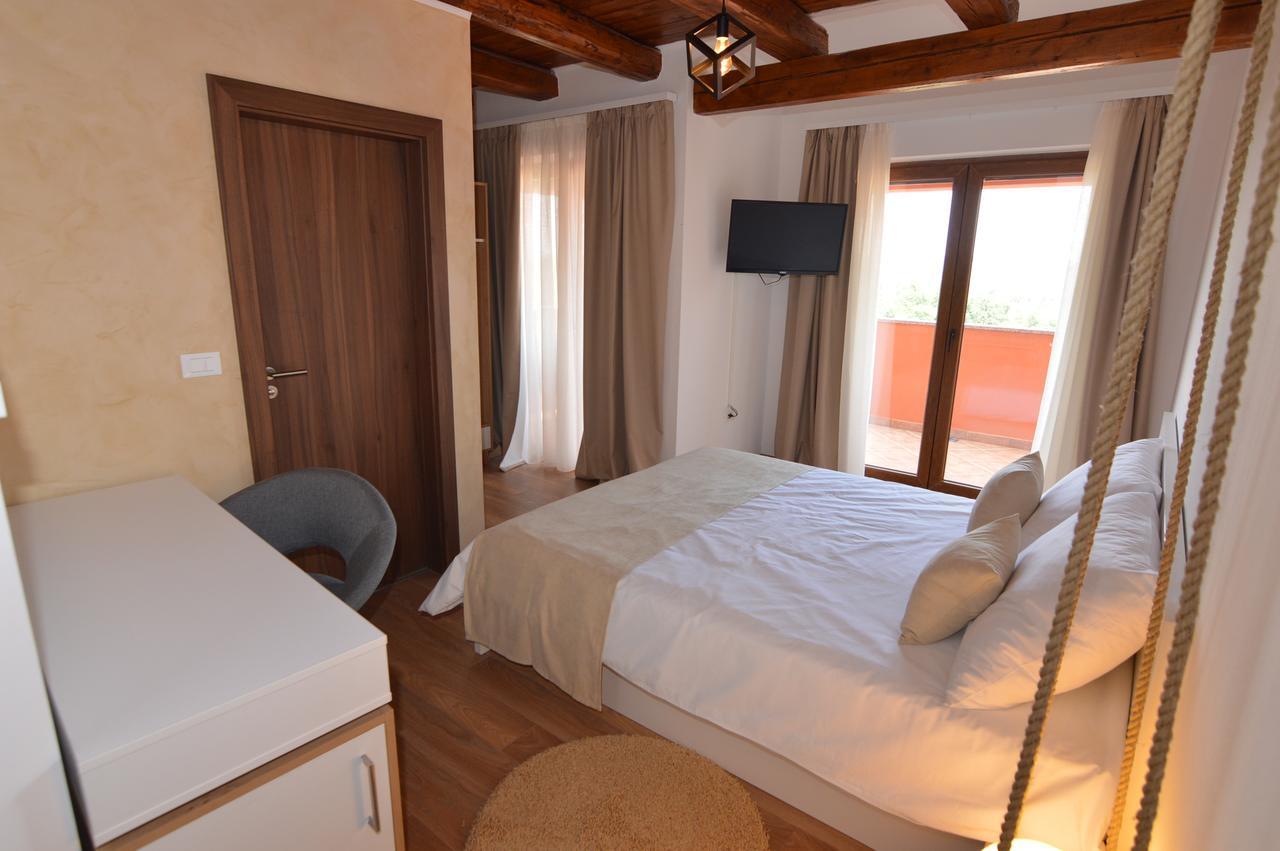 Hotel Natura Vilanija Kültér fotó